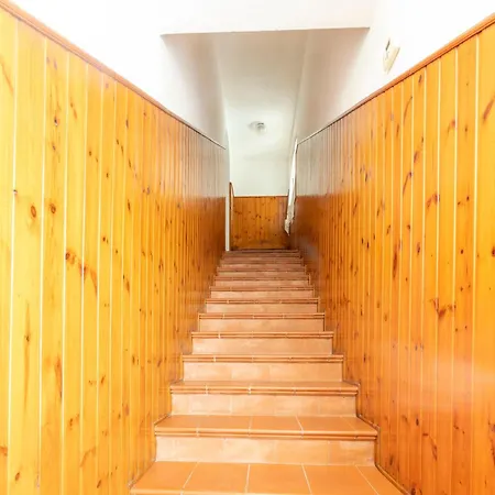 Vicolo Del Maestro - Goelba * מרצ'יאנה מרינה